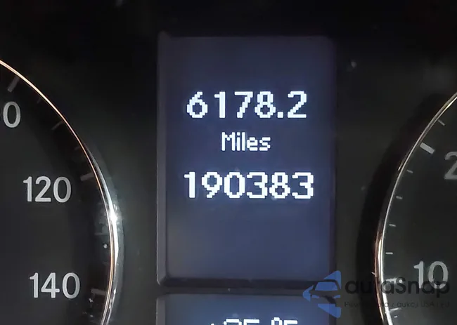 WDBRF81J15F700074: 43796292