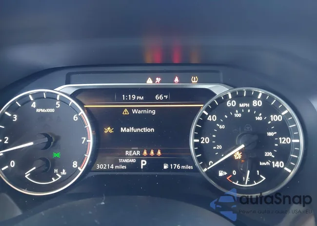 JN8AT3AA3MW015393: 43796356