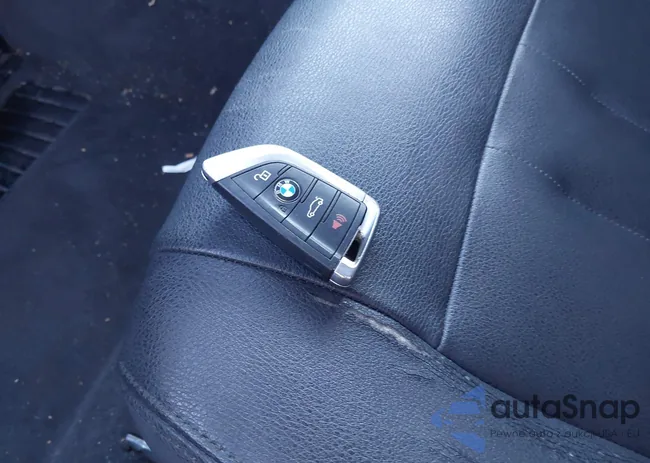 5UXKR0C57G0S86041: 43796368