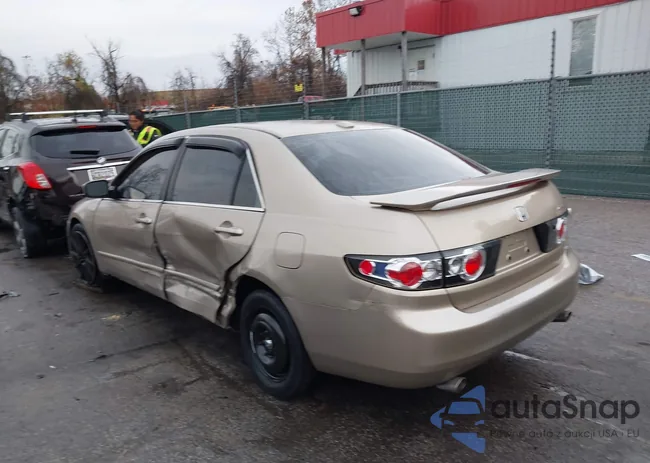 1HGCM66575A080245: 43795554