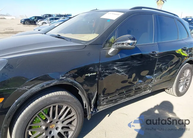 WP1AE2A23HLA71624: 43795688