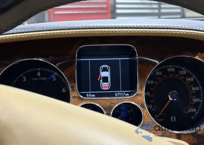 SCBDR33W17C043914: 43795714