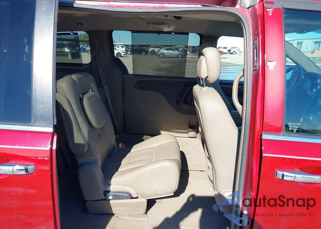 2C4RC1CG6ER229468: 43795784