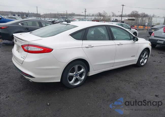 3FA6P0LU0DR197106: 43795841