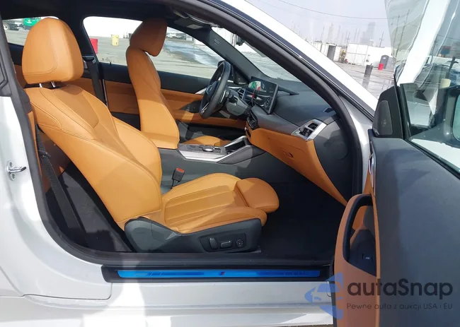 WBA73DA0XTCV08519: 43795881