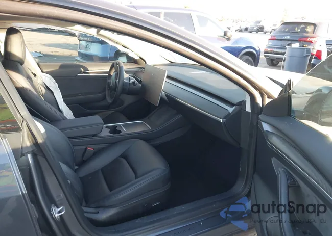 5YJ3E1ECXPF690830: 43795931