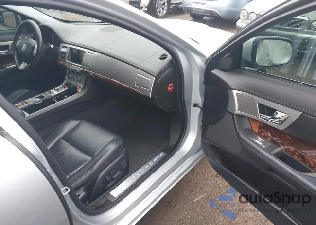 SAJWA0FB0BLS06504: 43797226