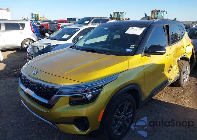 KNDEU2AA8M7077225: 43797378