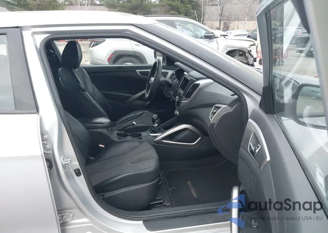 KMHTC6AD6CU081281: 43797427