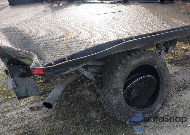 1GCHK33618F214731: 43797474