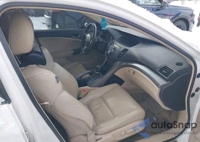 JH4CU26679C021009: 43797496