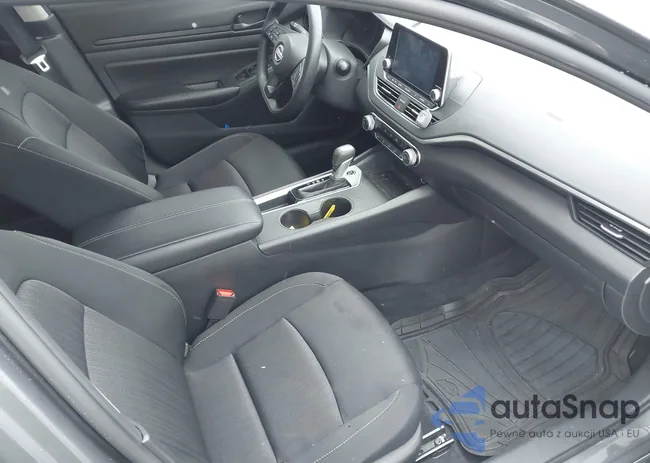 1N4BL4BVXSN303833: 43797551