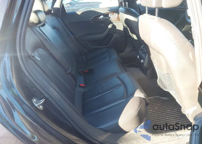 WAUG3AFC8JN022827: 43796554