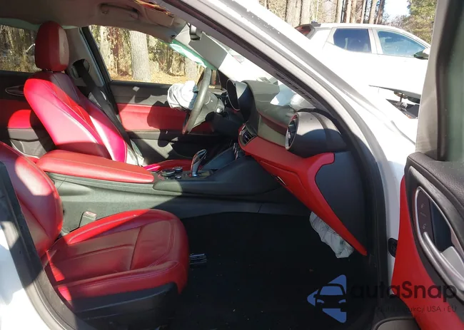 ZARFAEBN1H7535053: 43796701