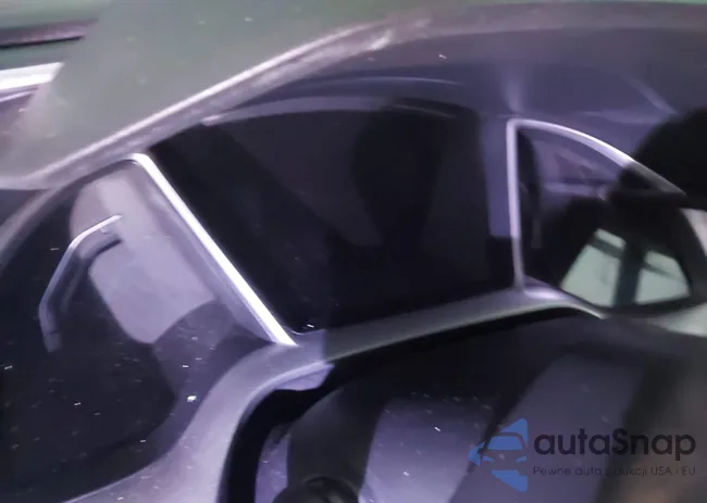 2HGFC2F78JH528143: 43796845