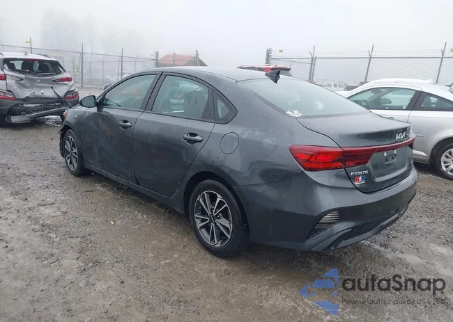 3KPF24AD4PE597247: 43797962