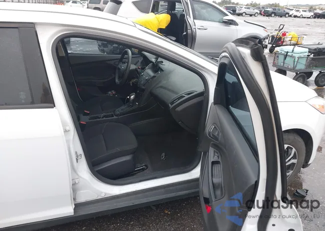 1FADP3E24JL205335: 43798037