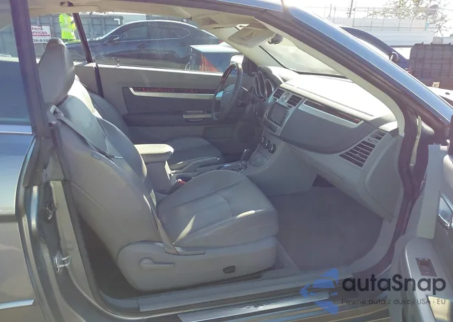 1C3LC65M38N178488: 43798162