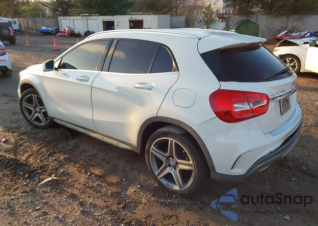 WDCTG4GB3FJ056020: 43798209