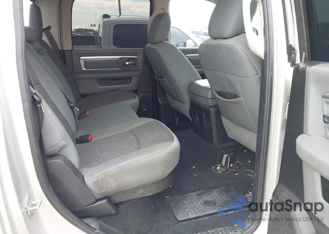 1C6RR6LT9ES377709: 43798331