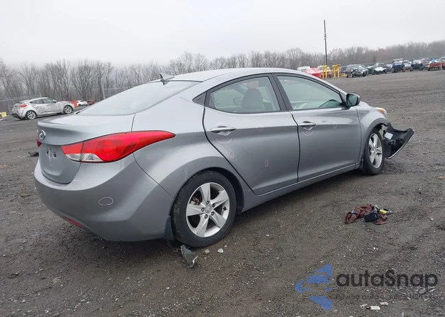 KMHDH4AE7CU385075: 43798422