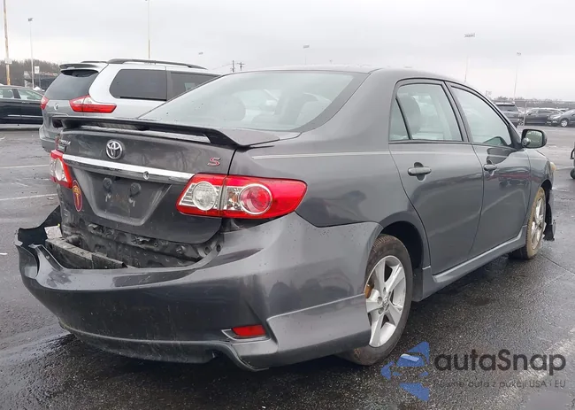 2T1BU4EE6DC032343: 43798477