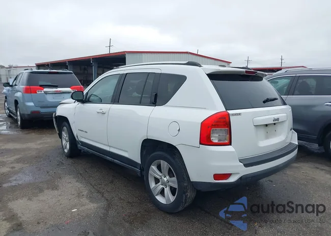 1C4NJCEA3CD666501: 43798526