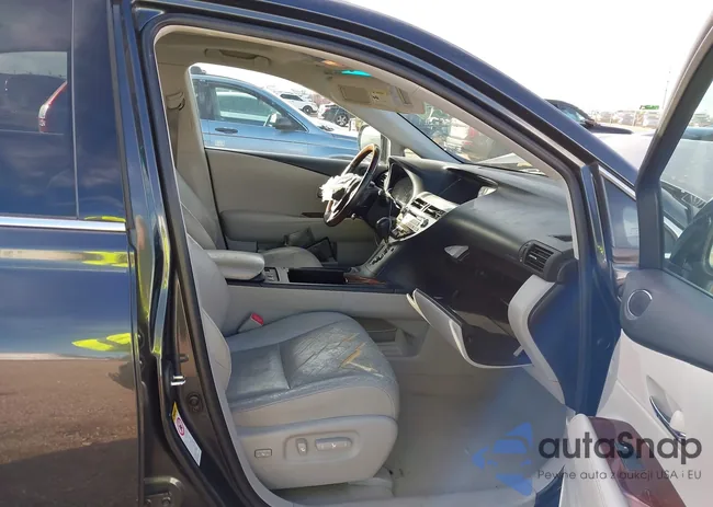 2T2ZK1BAXAC035970: 43798545