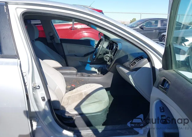 5XXGM4A77DG137544: 43797604