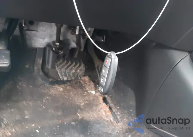 KNMAT2MV9FP549256: 43797625