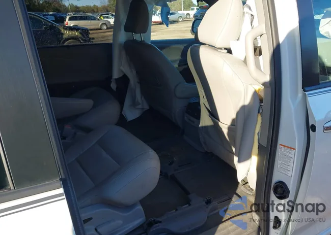 5TDDZ3DC2JS193635: 43797730