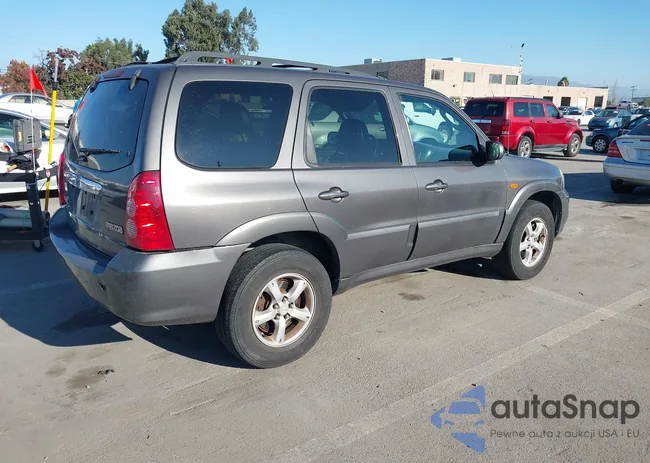 4F2YZ961X5KM08594: 43797779