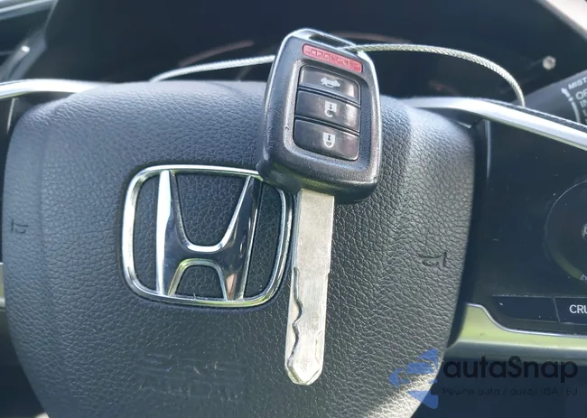 2HGFC4A58HH310215: 43797906