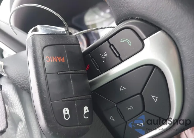 3C4NJDBB3KT723470: 43797907