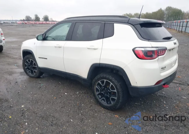 3C4NJDDBXKT627901: 43797918