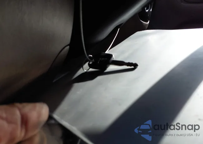 4F2CU08102KM60765: 43799297