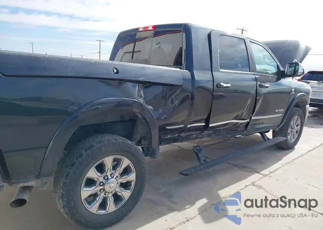 3C6UR5TL5MG598783: 43799364