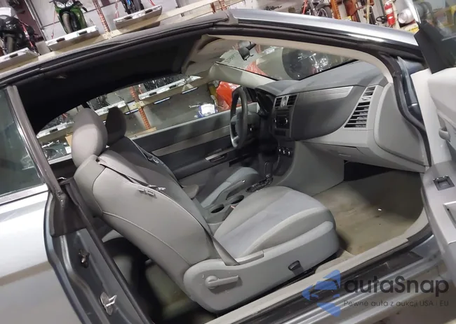 1C3LC45KX8N271981: 43799511