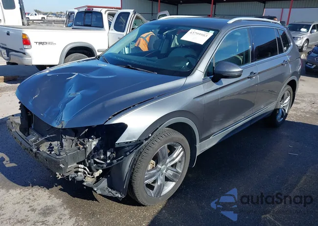 3VV2B7AX6LM111579: 43799983