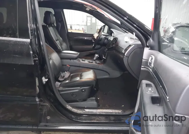 1C4RJFBG2KC810894: 43799984