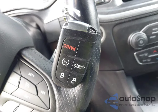 2C3CDXCT7PH666122: 43799996