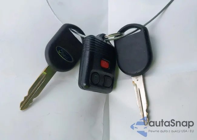 1FTYR44E23PB16981: 43800037