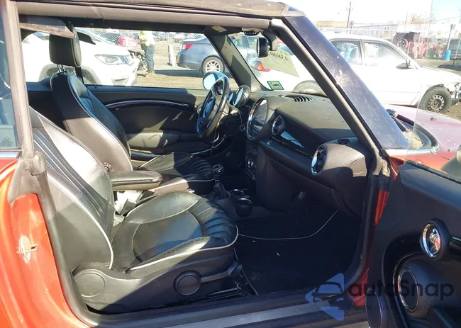 WMWZN3C59CT133986: 43800157