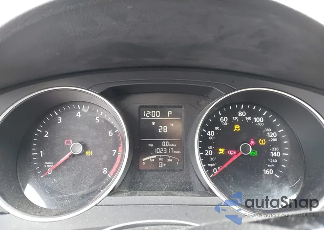 3VW2B7AJ8HM330686: 43800166