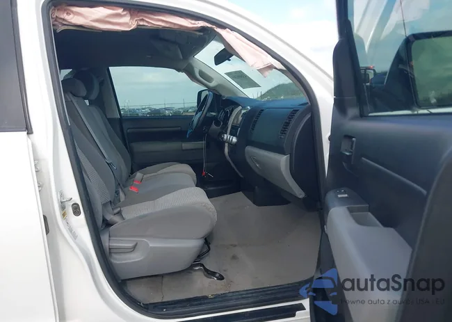 5TFUM5F1XAX013799: 43800205