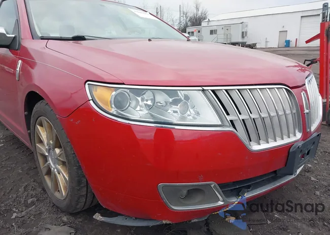 3LNHL2JC2CR819462: 43800235