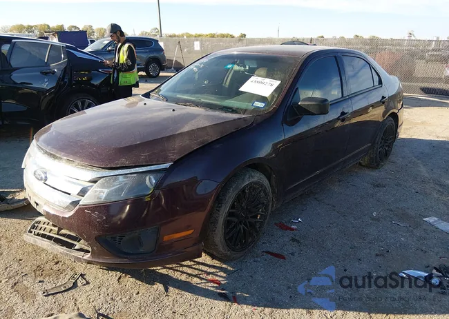 3FAHP0GA3BR160492: 43800278