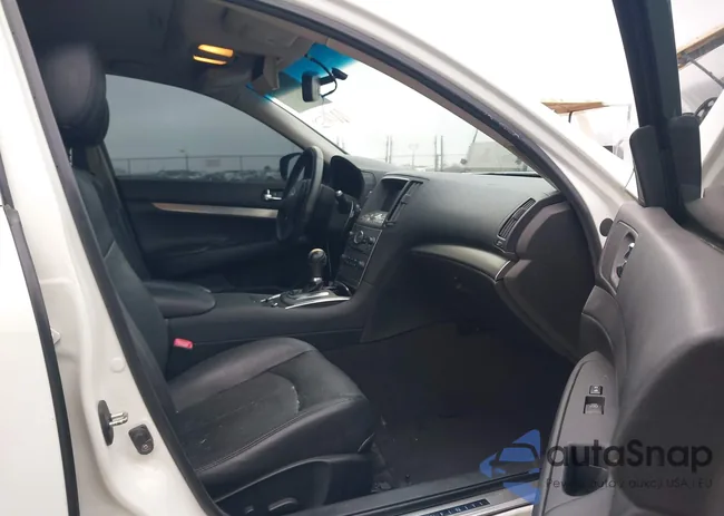 JN1CV6AP7DM718112: 43800442