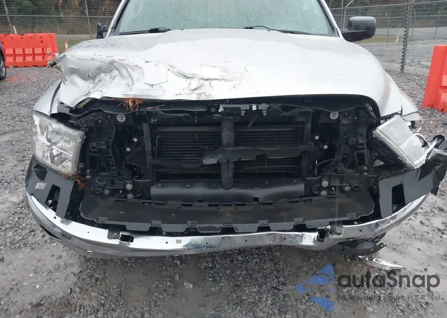 1C6RR6LM1FS735783: 43800476