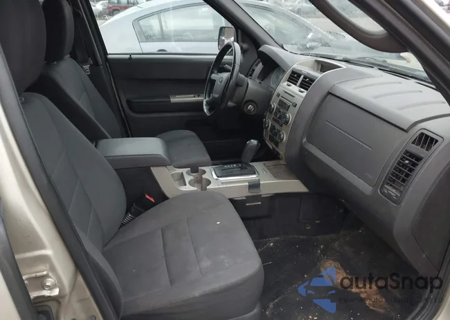 1FMCU0D76CKA37907: 43799713